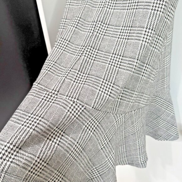 Gap Houndstooth Plaid Fit and Flare Peplum Dress Gray Black Plaid 2 EUC Trumpet - Picture 10 of 16